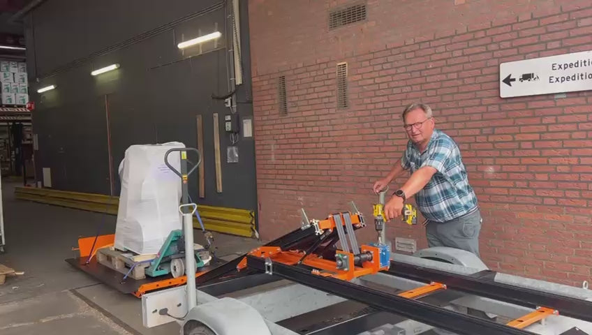 HUREN: Slimme trailer met oprijfunctie – laad tot 500 kg zonder tillen!